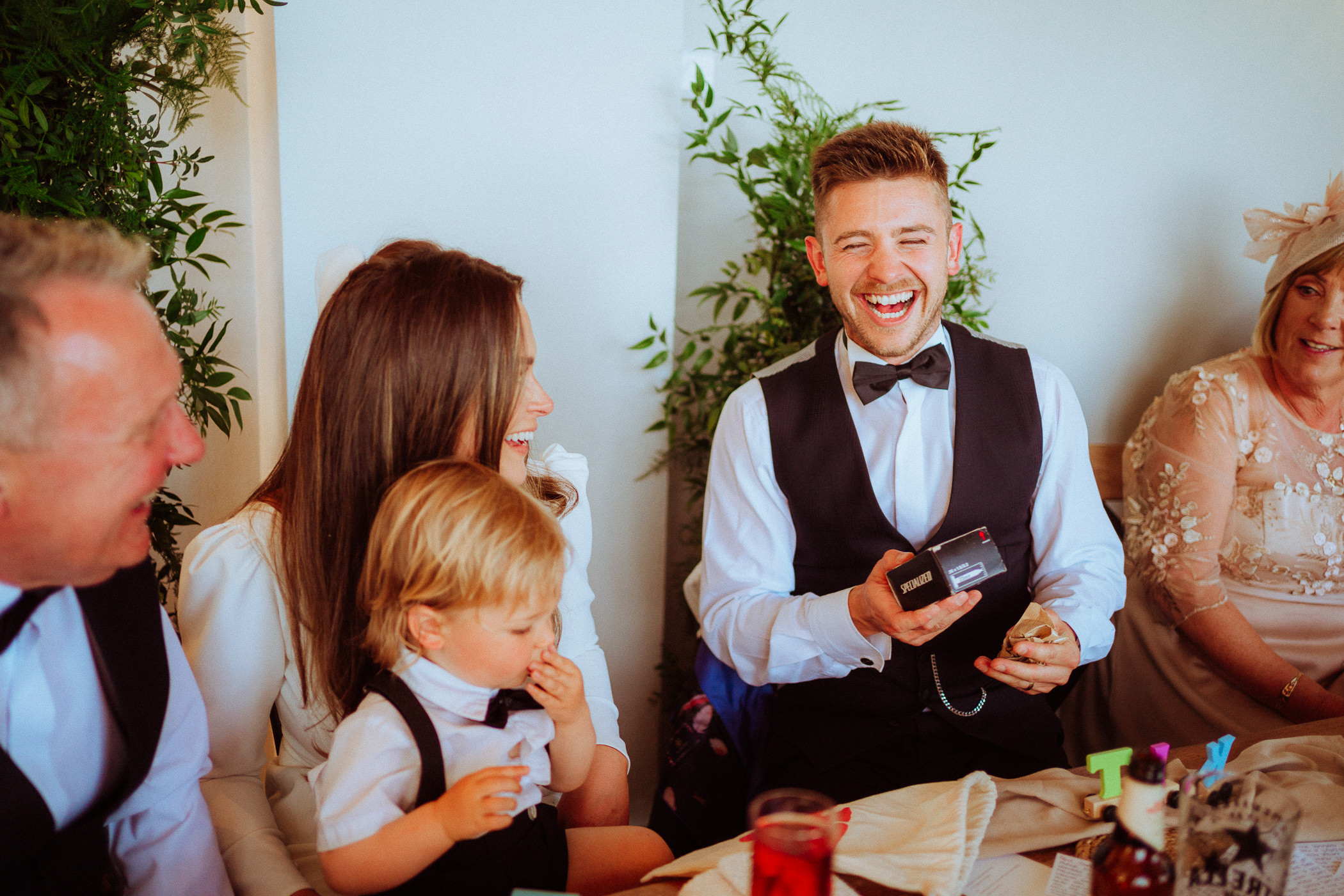 WEDDING PHOTOGRAPHY THE OLD HOUSE 1147 MAESTEG 021 WEDDING PHOTOGRAPHY THE OLD HOUSE 1147 MAESTEG 021